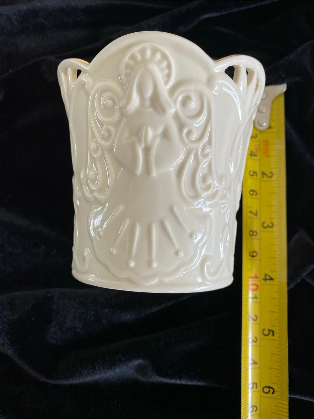 Lenox Cream 'Merry Lights' Angel Votive